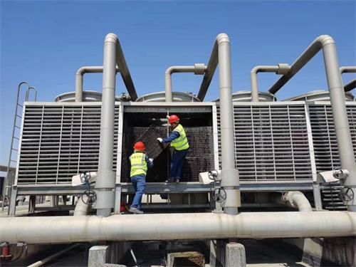 選用冷卻塔填料注意事項(冷卻塔填料哪種好,冷卻塔填料清洗方法)(方形冷卻塔填料)