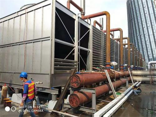 工業(yè)冷卻塔的分類,冷卻塔的分類和組成